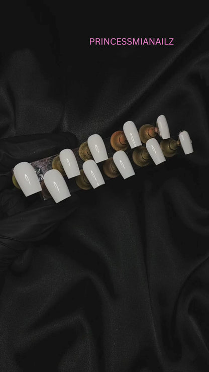 Classic White Hand & Toe Nail Set
